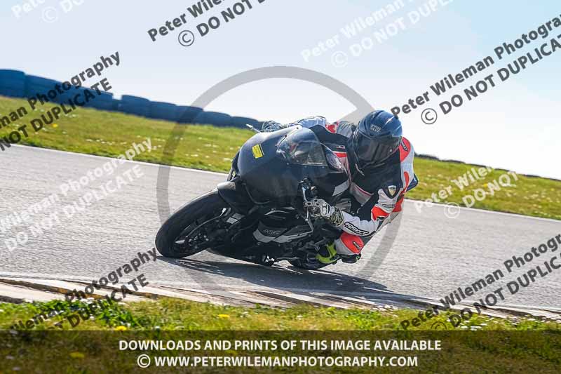 anglesey no limits trackday;anglesey photographs;anglesey trackday photographs;enduro digital images;event digital images;eventdigitalimages;no limits trackdays;peter wileman photography;racing digital images;trac mon;trackday digital images;trackday photos;ty croes